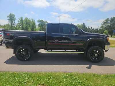 2008 GMC 1500 Ext Cab, $8995. Photo 4