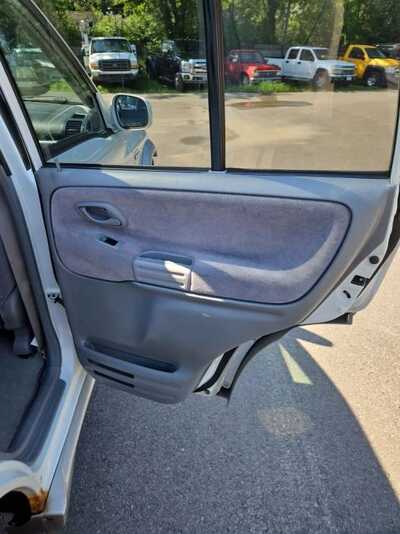 2003 Suzuki Grand Vitara, $4995. Photo 11