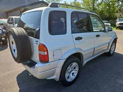 2003 Suzuki Grand Vitara, $4995. Photo 5