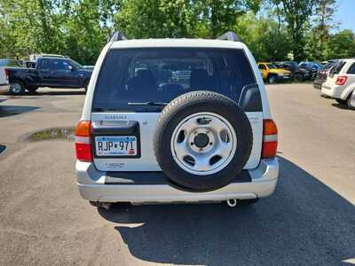 2003 Suzuki Grand Vitara, $4995. Photo 6