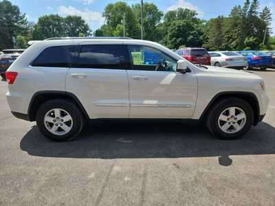 2012 Jeep Grand Cherokee, $5995. Photo 4