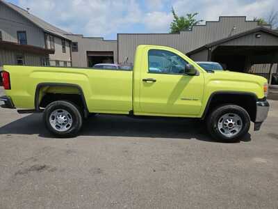 2016 GMC 2500 Reg Cab, $14900. Photo 4