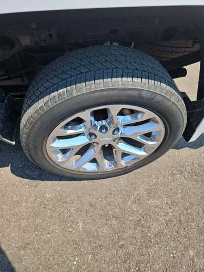 2017 Chevrolet 1500 Crew Cab, $17900. Photo 9