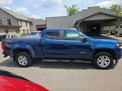 2020 Chevrolet Colorado Crew Cab, $18900. Photo 4