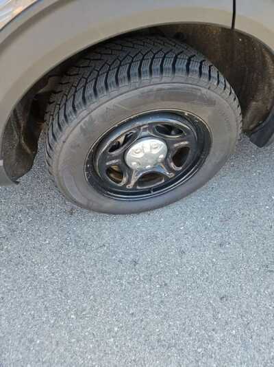 2021 Ford Explorer, $15900. Photo 10