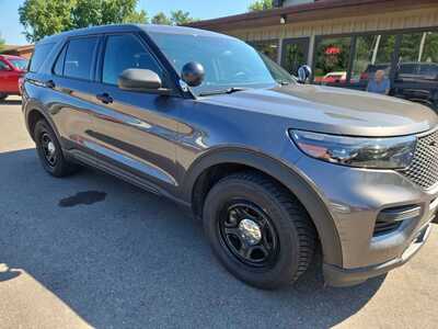 2021 Ford Explorer, $15900. Photo 3