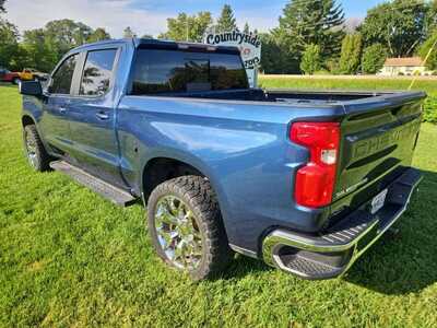 2021 Chevrolet 1500 Crew Cab, $24900. Photo 7