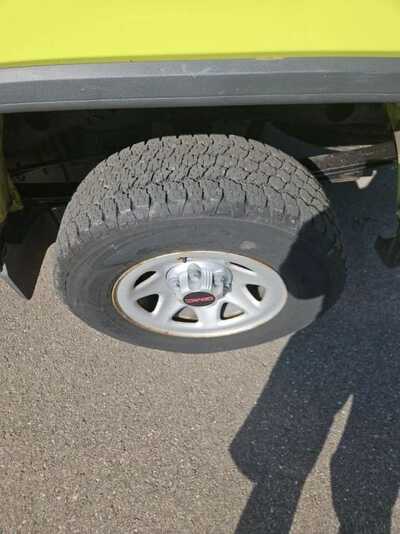 2016 GMC 1500 Ext Cab, $11900. Photo 10