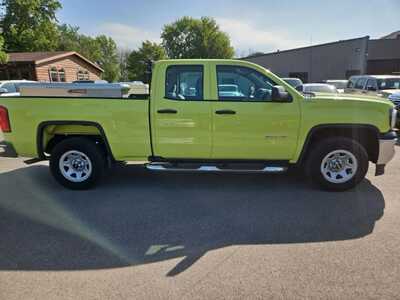2016 GMC 1500 Ext Cab, $11900. Photo 4