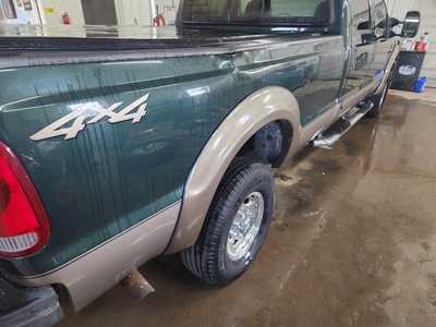 2002 Ford F350 Crew Cab, $15000. Photo 3