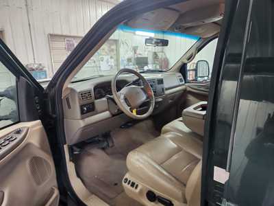 2002 Ford F350 Crew Cab, $15000. Photo 4
