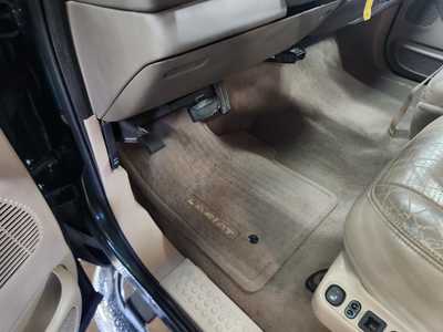 2002 Ford F350 Crew Cab, $15000. Photo 8