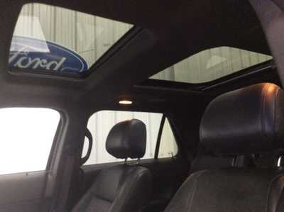 2015 Ford Explorer, $9500. Photo 12