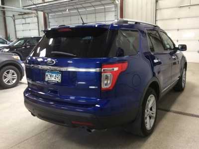 2015 Ford Explorer, $9500. Photo 4