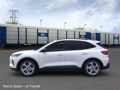 2025 Ford Escape, $31952. Photo 4