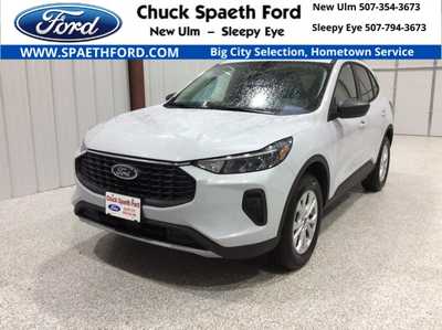 2025 Ford Escape, $31581. Photo 1