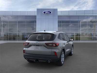 2025 Ford Escape, $34631. Photo 9