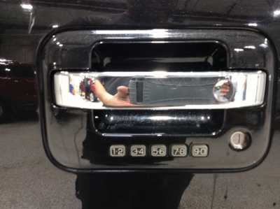 2013 Ford F150 Crew Cab, $16913. Photo 9