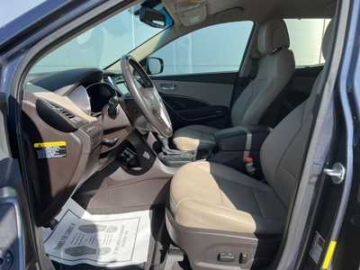 2017 Hyundai Santa Fe, $10900. Photo 12