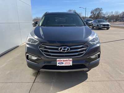 2017 Hyundai Santa Fe, $10900. Photo 7