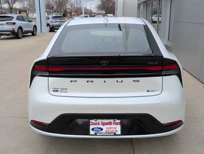 2024 Toyota Prius, $32000. Photo 4