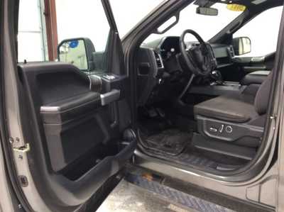 2017 Ford F150 Crew Cab, $15900. Photo 10
