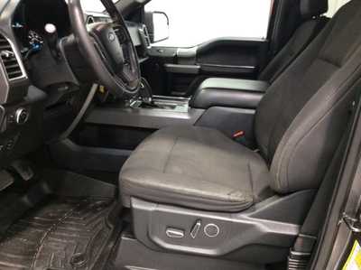 2017 Ford F150 Crew Cab, $15900. Photo 11