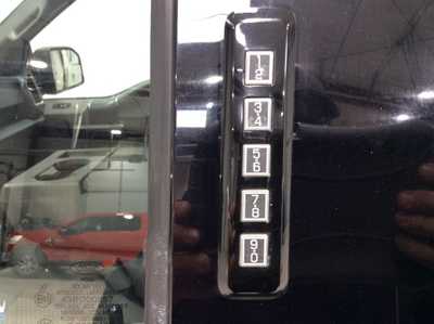 2016 Ford F150 Crew Cab, $20916. Photo 10