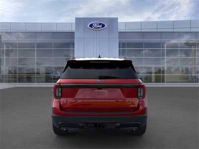 2025 Ford Explorer, $48881. Photo 5