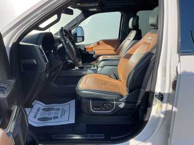 2016 Ford F150 Crew Cab, $29916. Photo 8