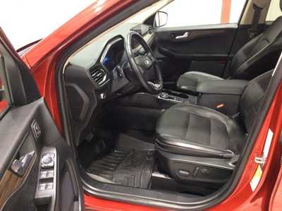 2020 Ford Escape, $17500. Photo 9