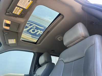 2013 Ford F150 Crew Cab, $14900. Photo 11