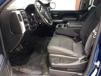 2017 Chevrolet 1500 Crew Cab, $19900. Photo 10