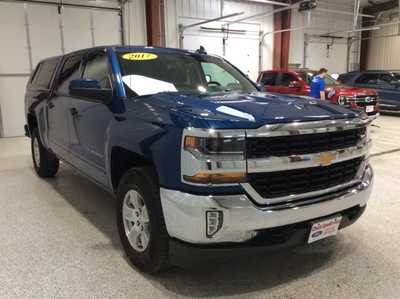 2017 Chevrolet 1500 Crew Cab, $19900. Photo 3