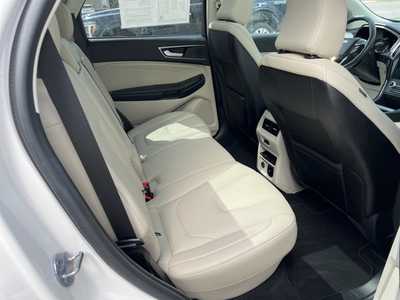 2022 Ford Edge, $35900. Photo 9