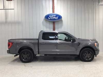 2021 Ford F150 Crew Cab, $36900. Photo 4