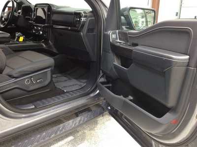 2021 Ford F150 Crew Cab, $36900. Photo 9