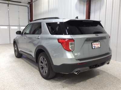 2022 Ford Explorer, $34900. Photo 5