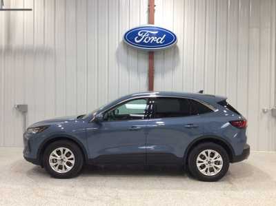 2023 Ford Escape, $27495. Photo 4
