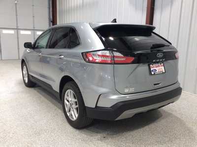 2022 Ford Edge, $28900. Photo 5
