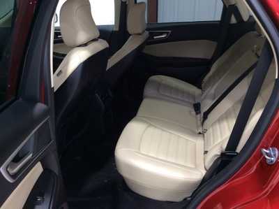 2022 Ford Edge, $29922. Photo 10
