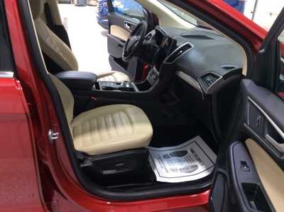 2022 Ford Edge, $29922. Photo 11
