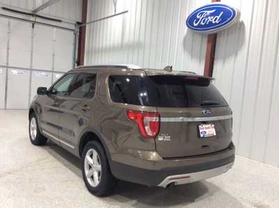2016 Ford Explorer, $14900. Photo 6