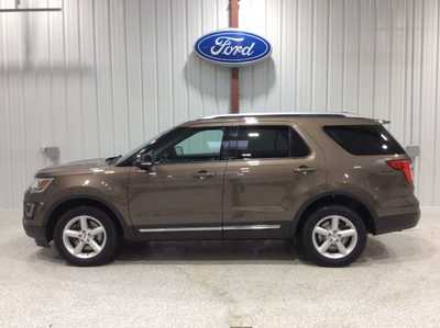 2016 Ford Explorer, $14900. Photo 7