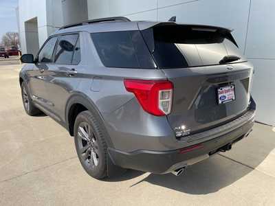 2022 Ford Explorer, $32500. Photo 5