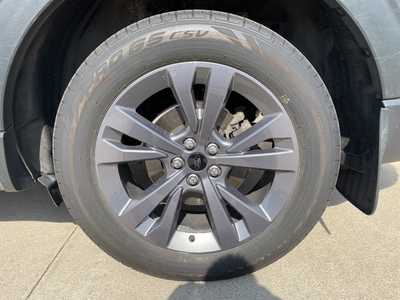 2022 Ford Explorer, $32500. Photo 6