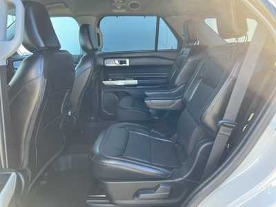 2022 Ford Explorer, $33922. Photo 12