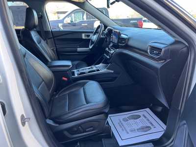 2022 Ford Explorer, $33922. Photo 8