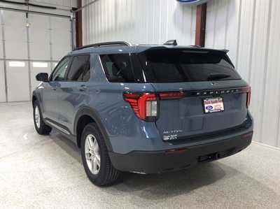 2025 Ford Explorer, $40880. Photo 3