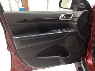 2022 Jeep Grand Cherokee, $22922. Photo 7